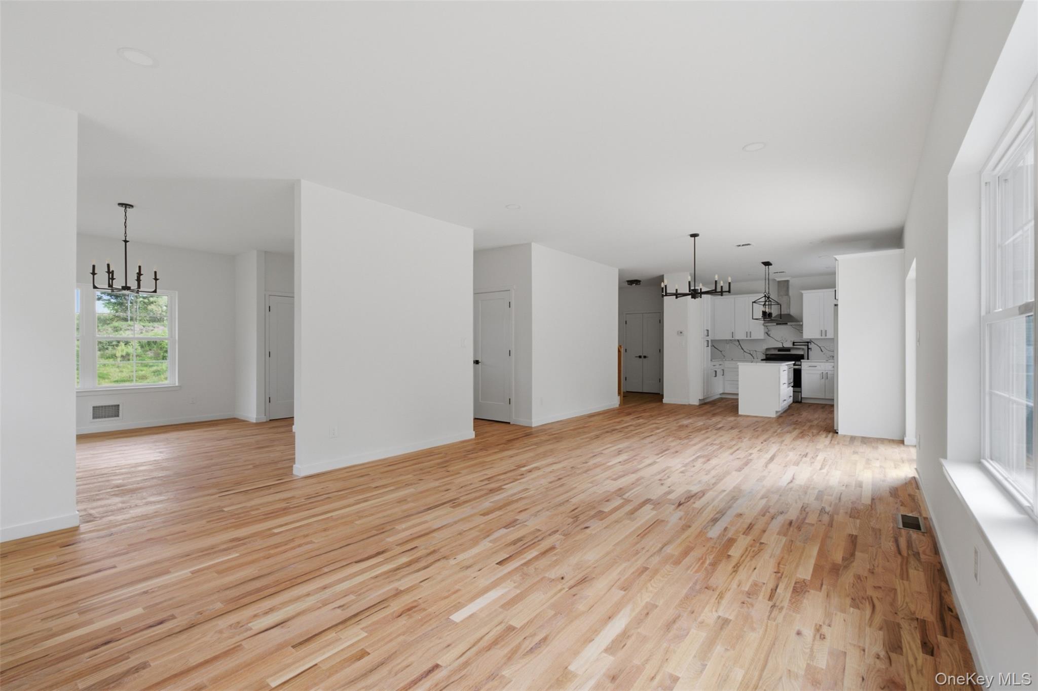 8 Alaina Way – For Sale photo 16