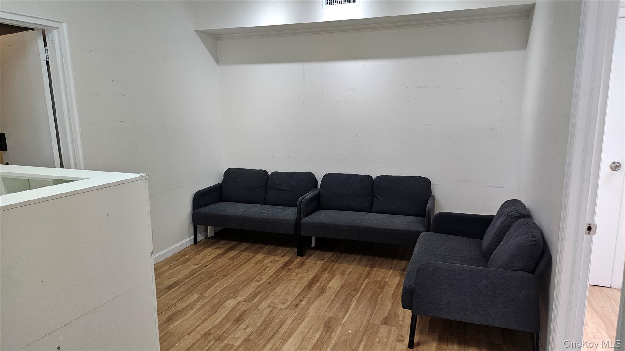 99 Hillside Avenue – For Rent photo 4