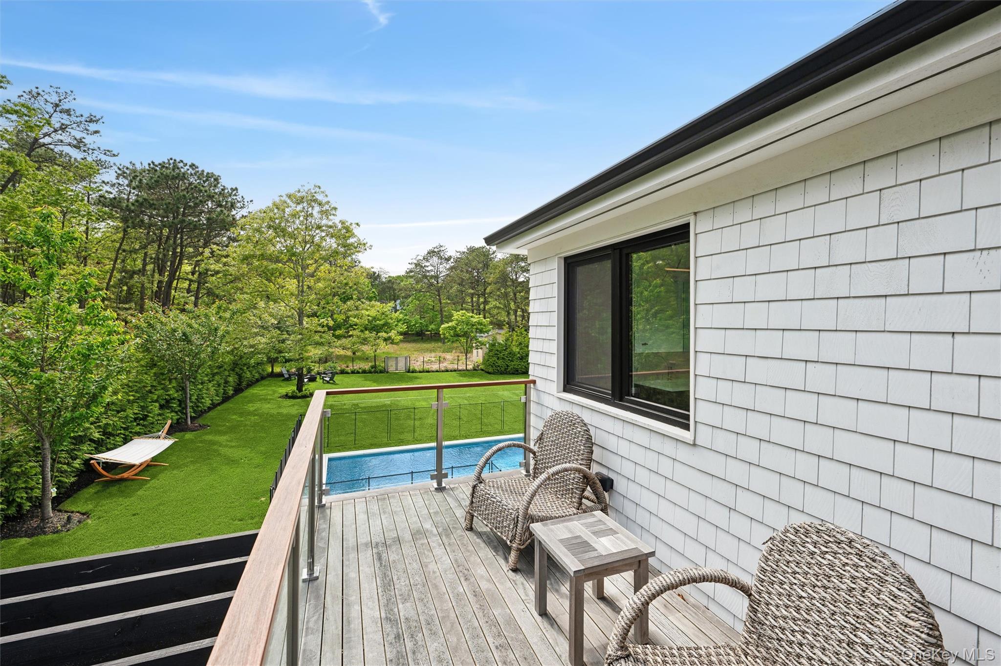 28 Canoe Place Road – For Rent photo 19