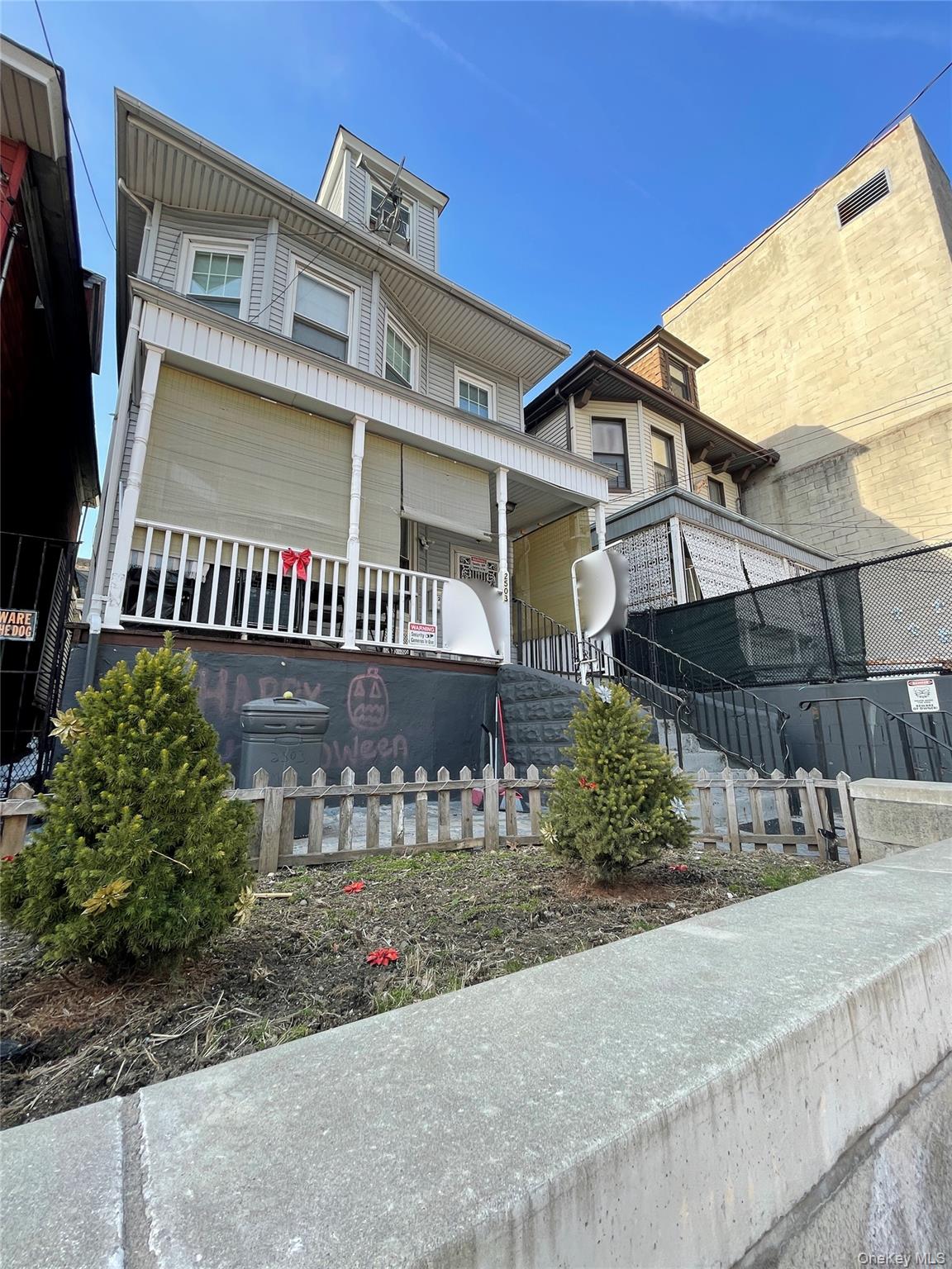 2503 Marion Avenue – For Sale