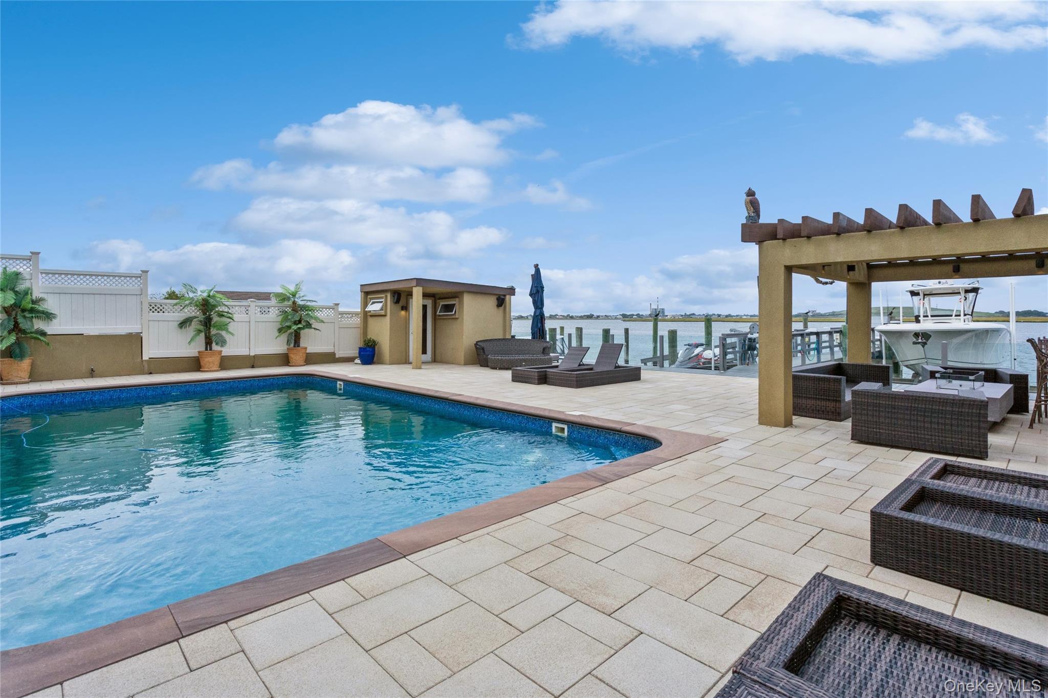 319 Harbor Drive – For Sale photo 6