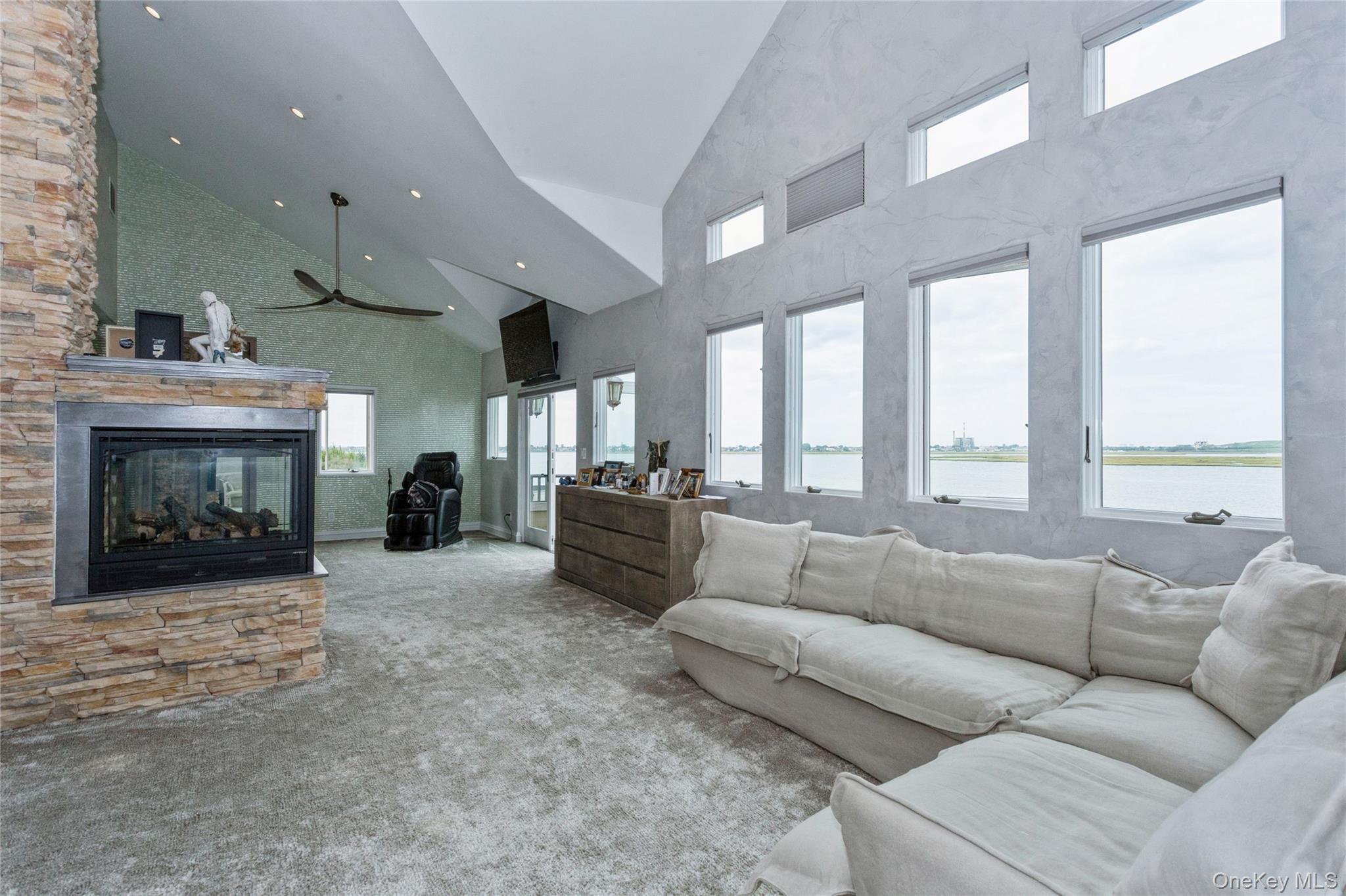 319 Harbor Drive – For Sale photo 18