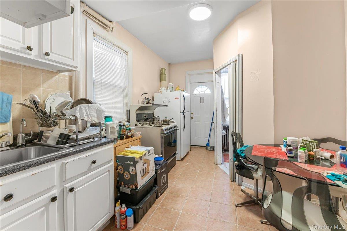 3257 110th Street – For Sale photo 5