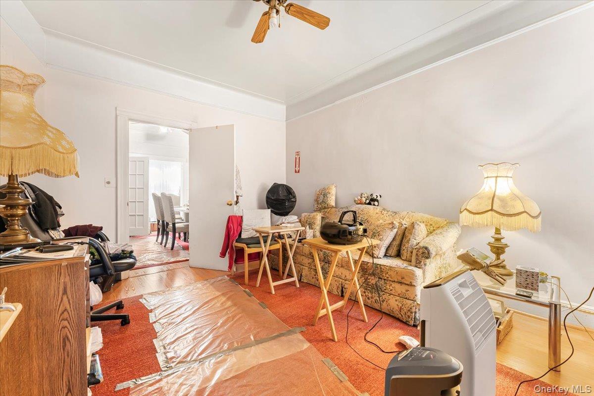 3257 110th Street – For Sale photo 3