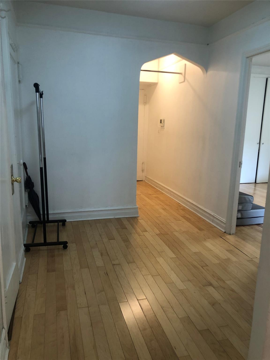 35-05 72 Street, Unit 2C photo 3