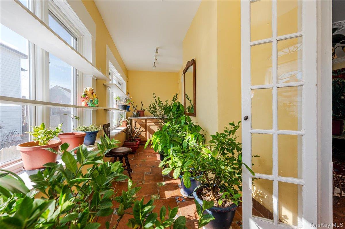 211 Laurelton Boulevard – For Sale photo 7