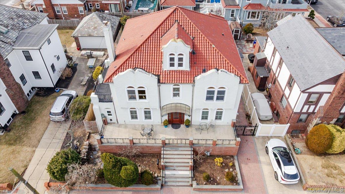 211 Laurelton Boulevard – For Sale photo 50
