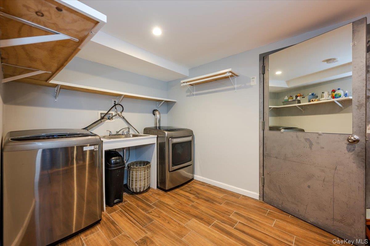 211 Laurelton Boulevard – For Sale photo 36