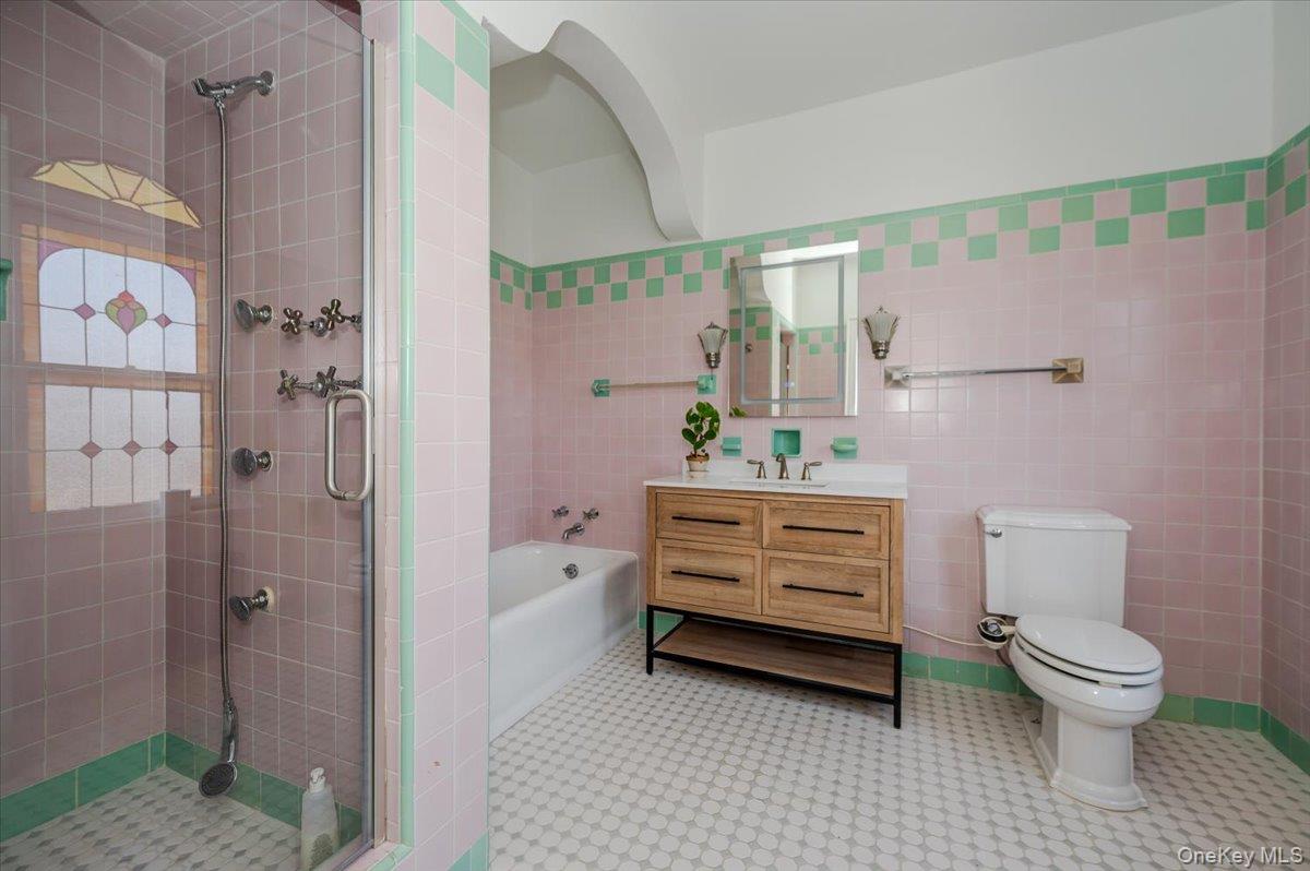 211 Laurelton Boulevard – For Sale photo 19