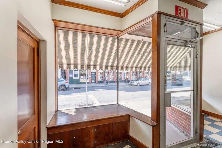 211 Main Street – For Sale photo 12