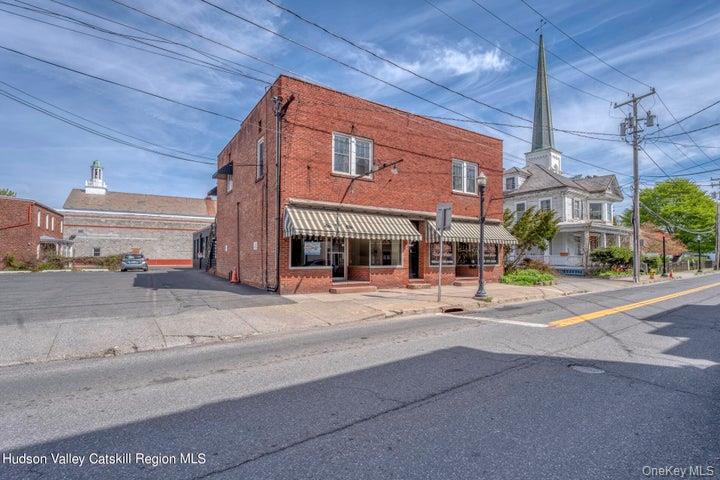 211 Main Street – For Sale photo 2