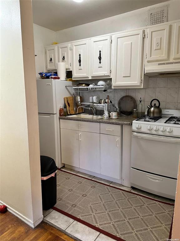 52-08 90th Street – For Sale photo 5