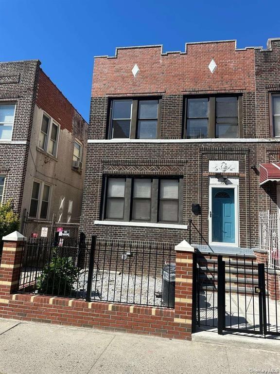 102 E 96th Street – For Rent