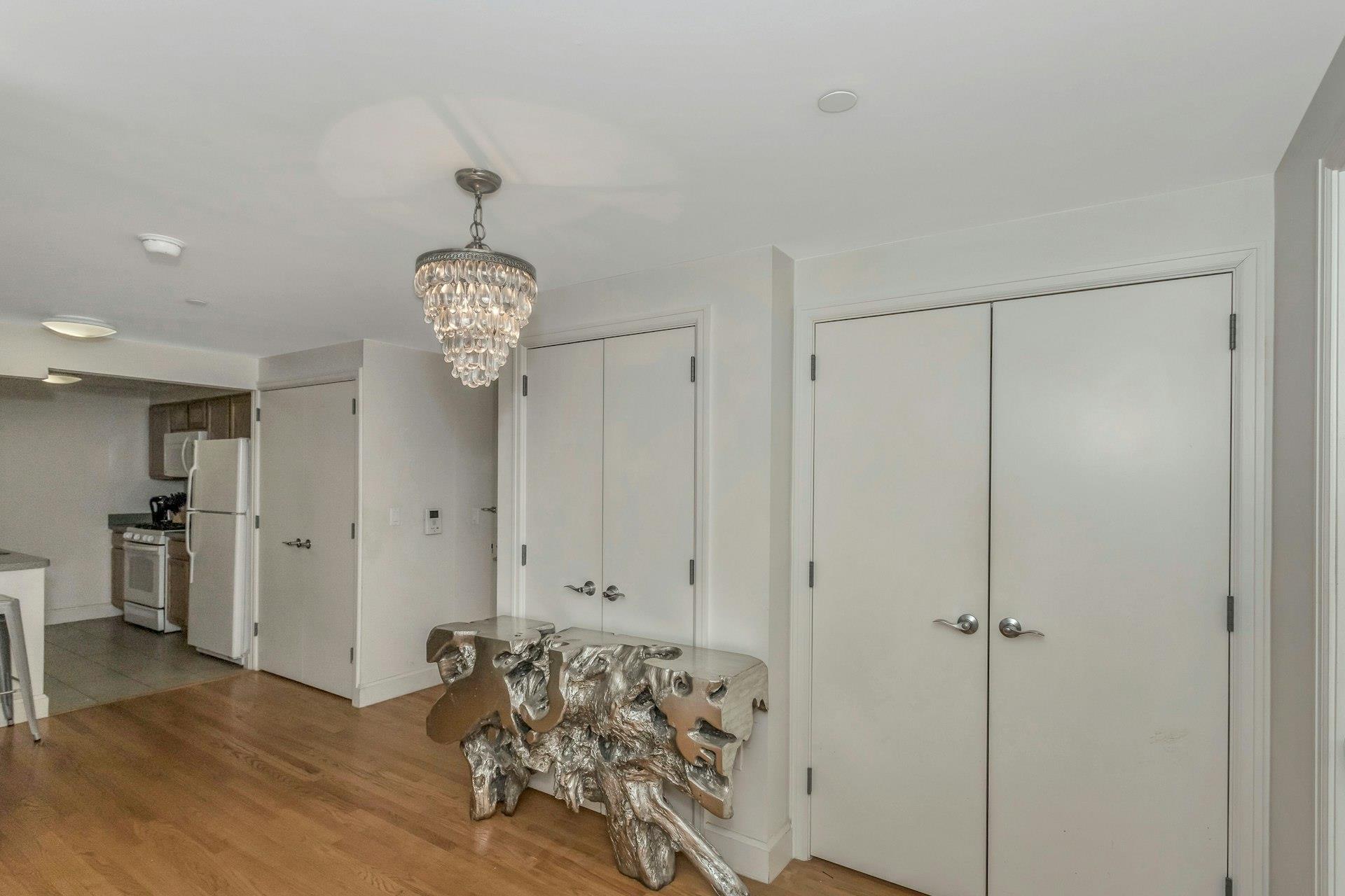 1885 Lexington Avenue, Unit 5B photo 5