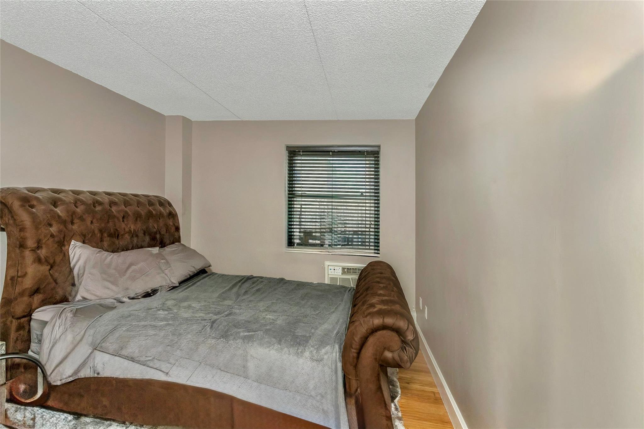 1885 Lexington Avenue, Unit 5B photo 6
