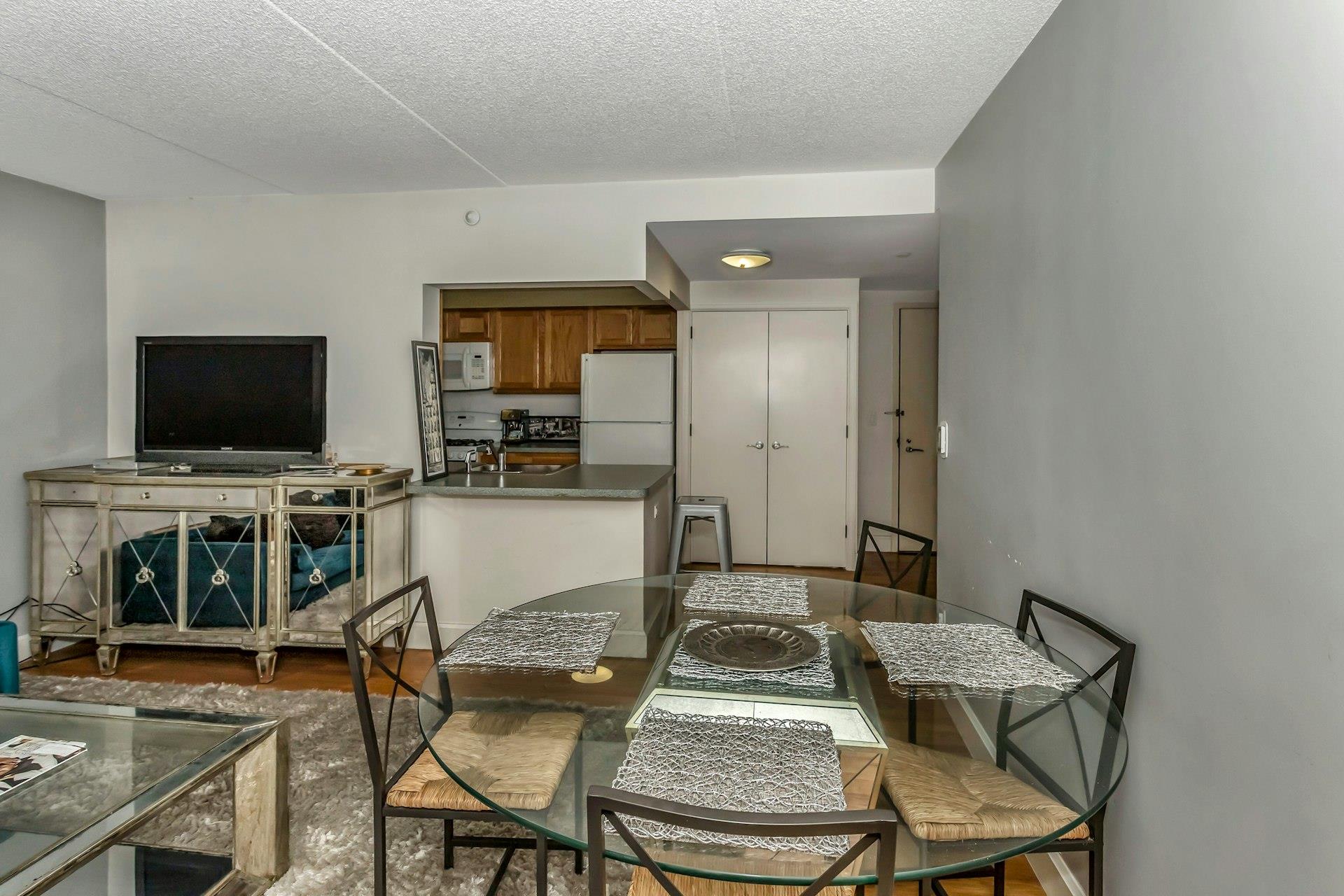 1885 Lexington Avenue, Unit 5B photo 13