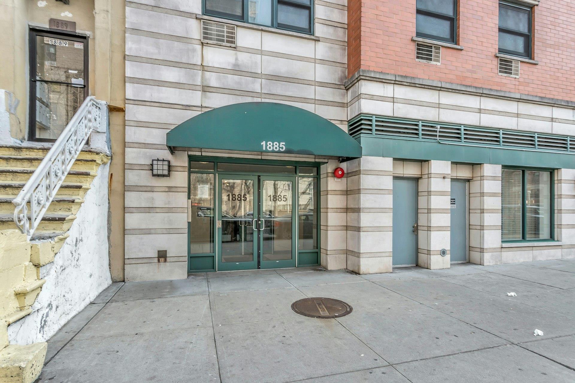 1885 Lexington Avenue, Unit 5B photo 3