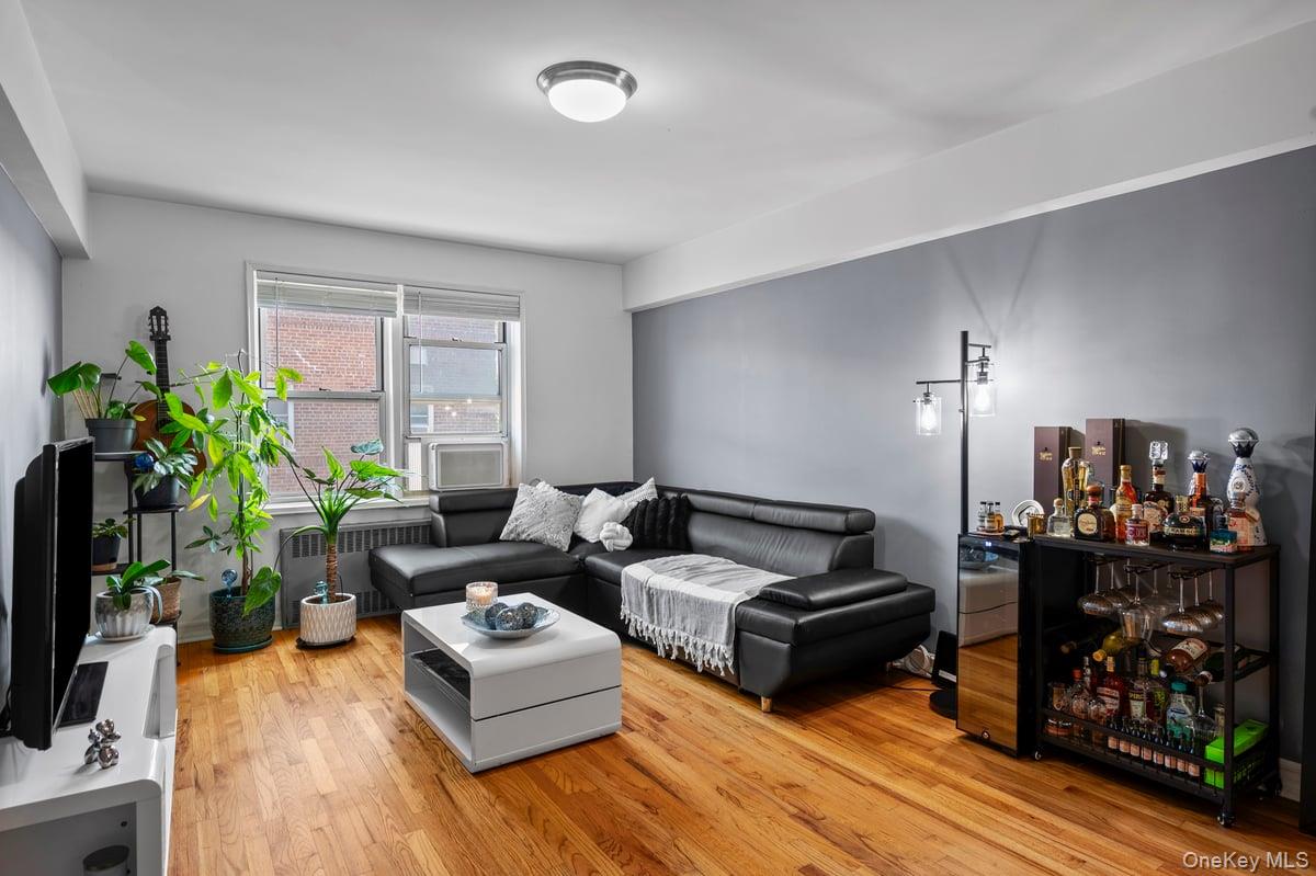 60 Locust Avenue, Unit 604A photo 5