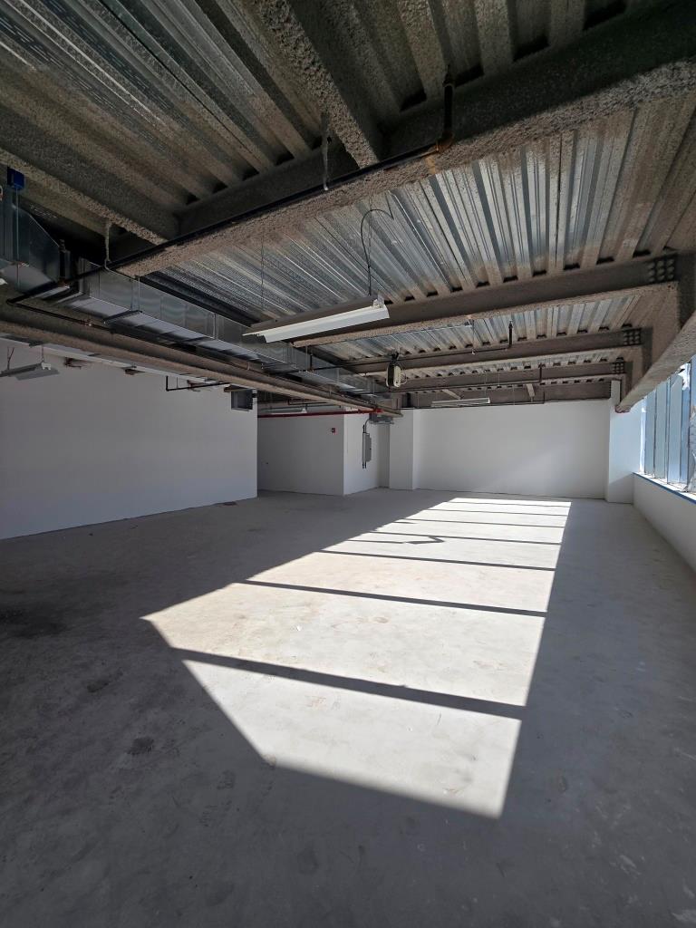 37-12 Prince Street – For Sale photo 5