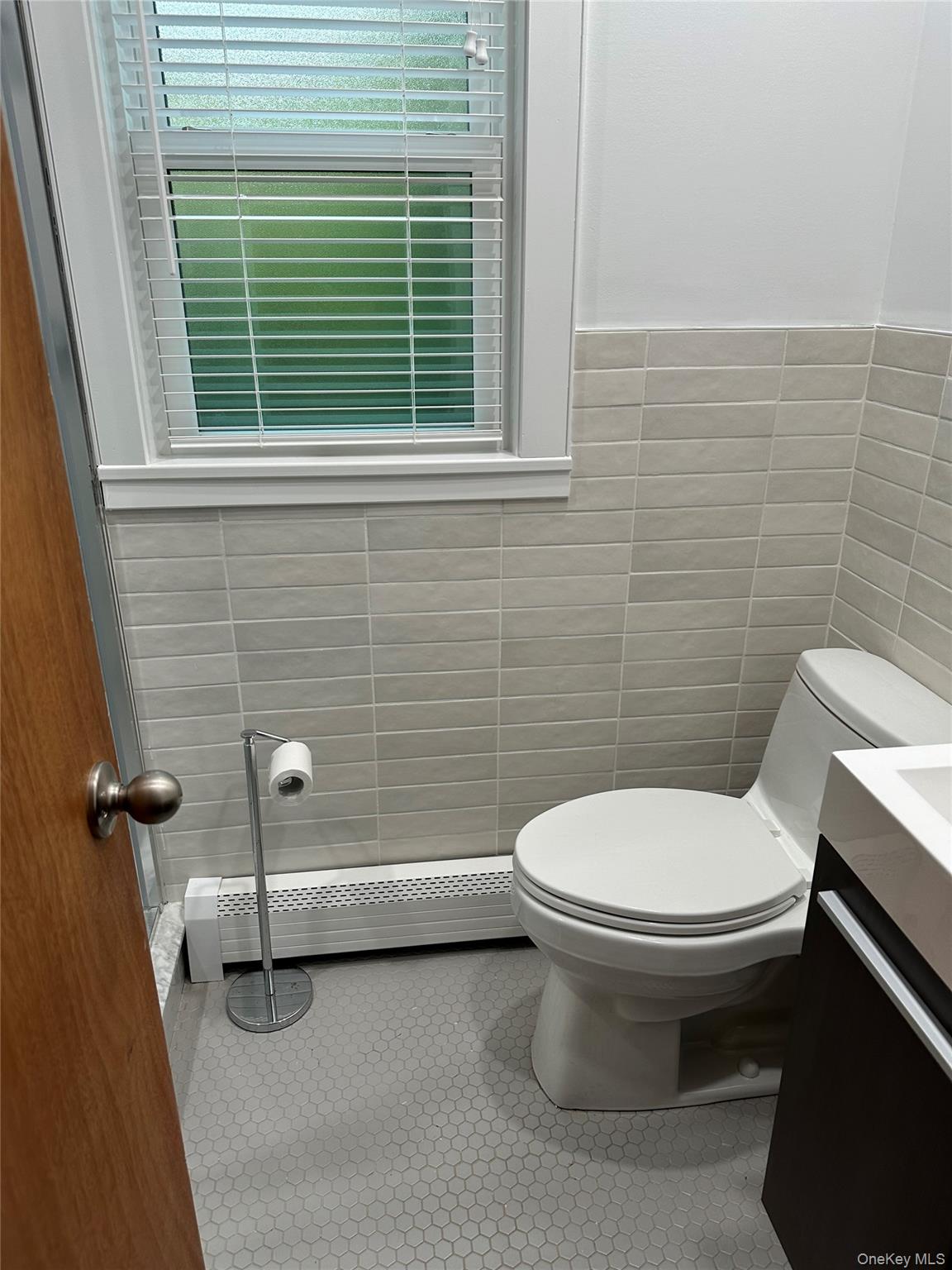 36 Walker Avenue – For Rent photo 11
