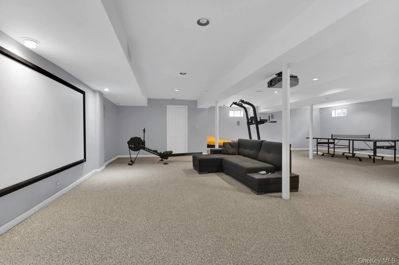 26 Lakeside Lane – For Rent photo 18
