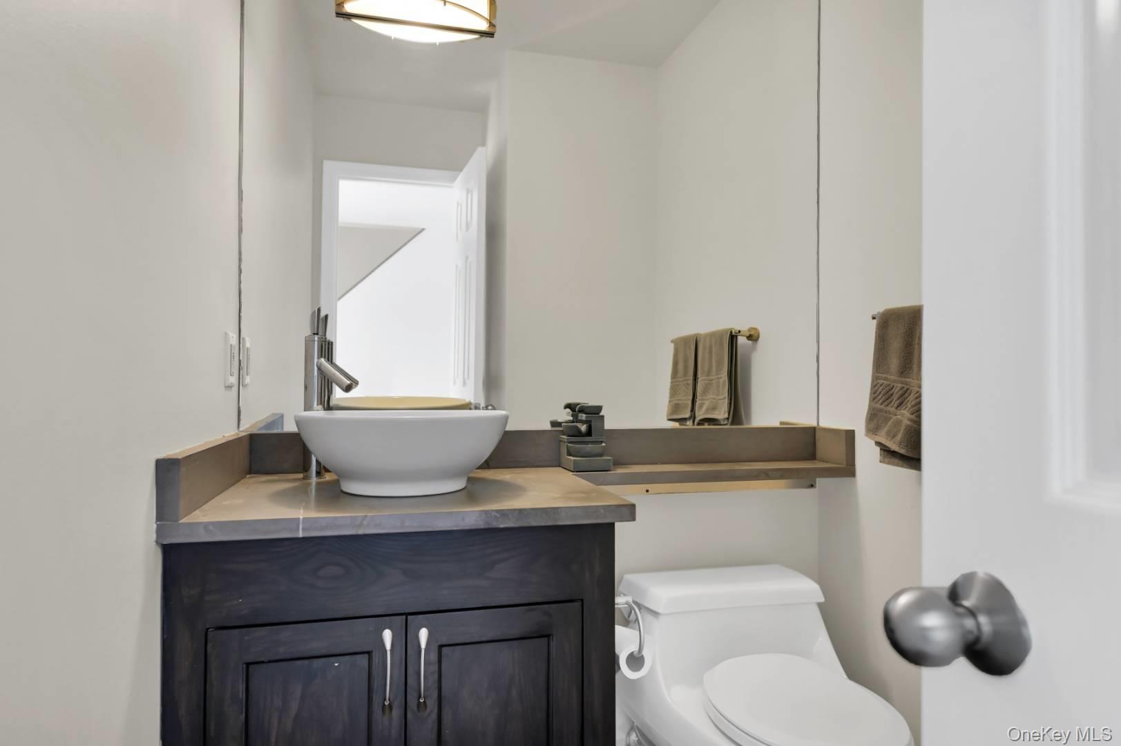 26 Lakeside Lane – For Rent photo 14