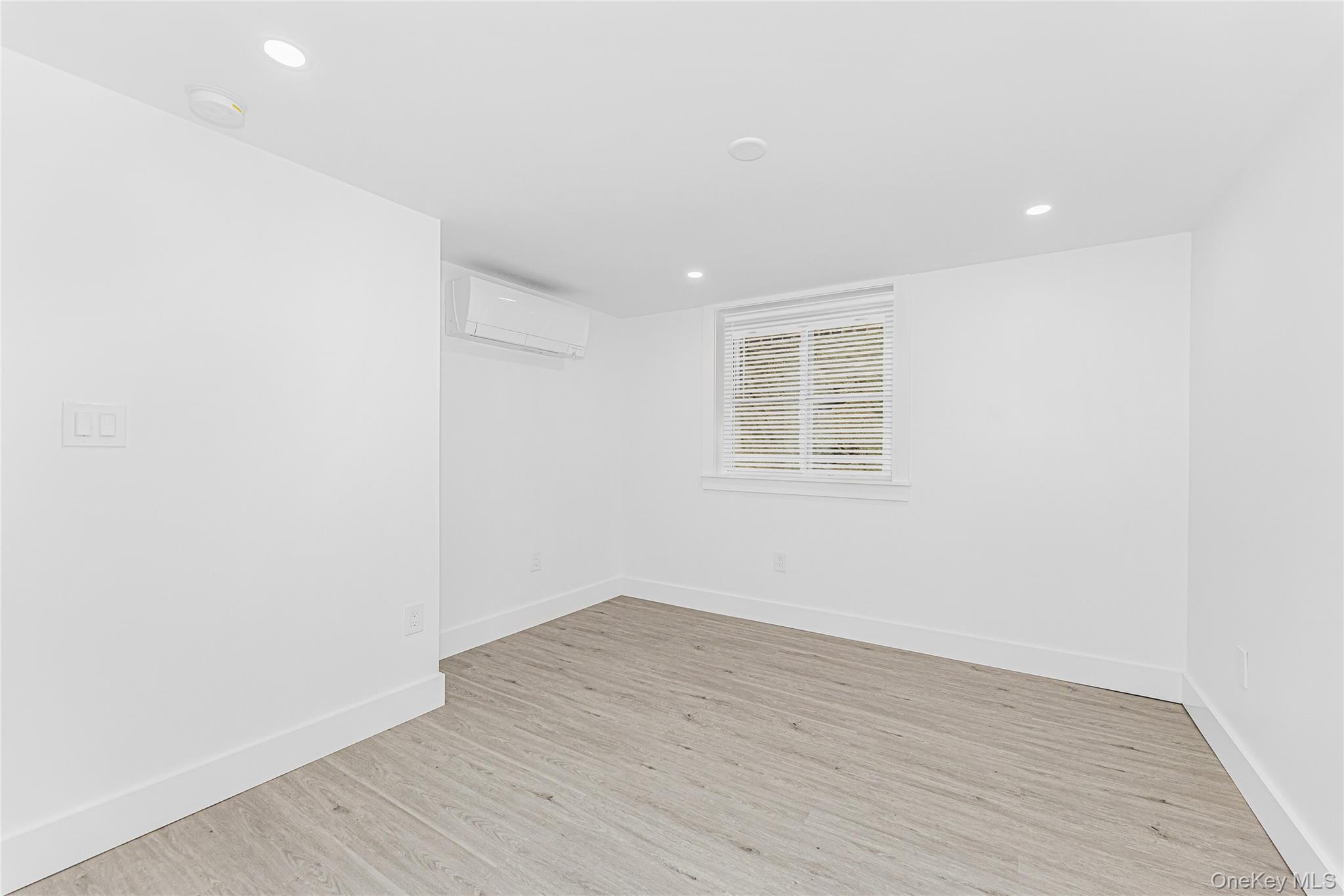 6140 Delafield Avenue – For Sale photo 34