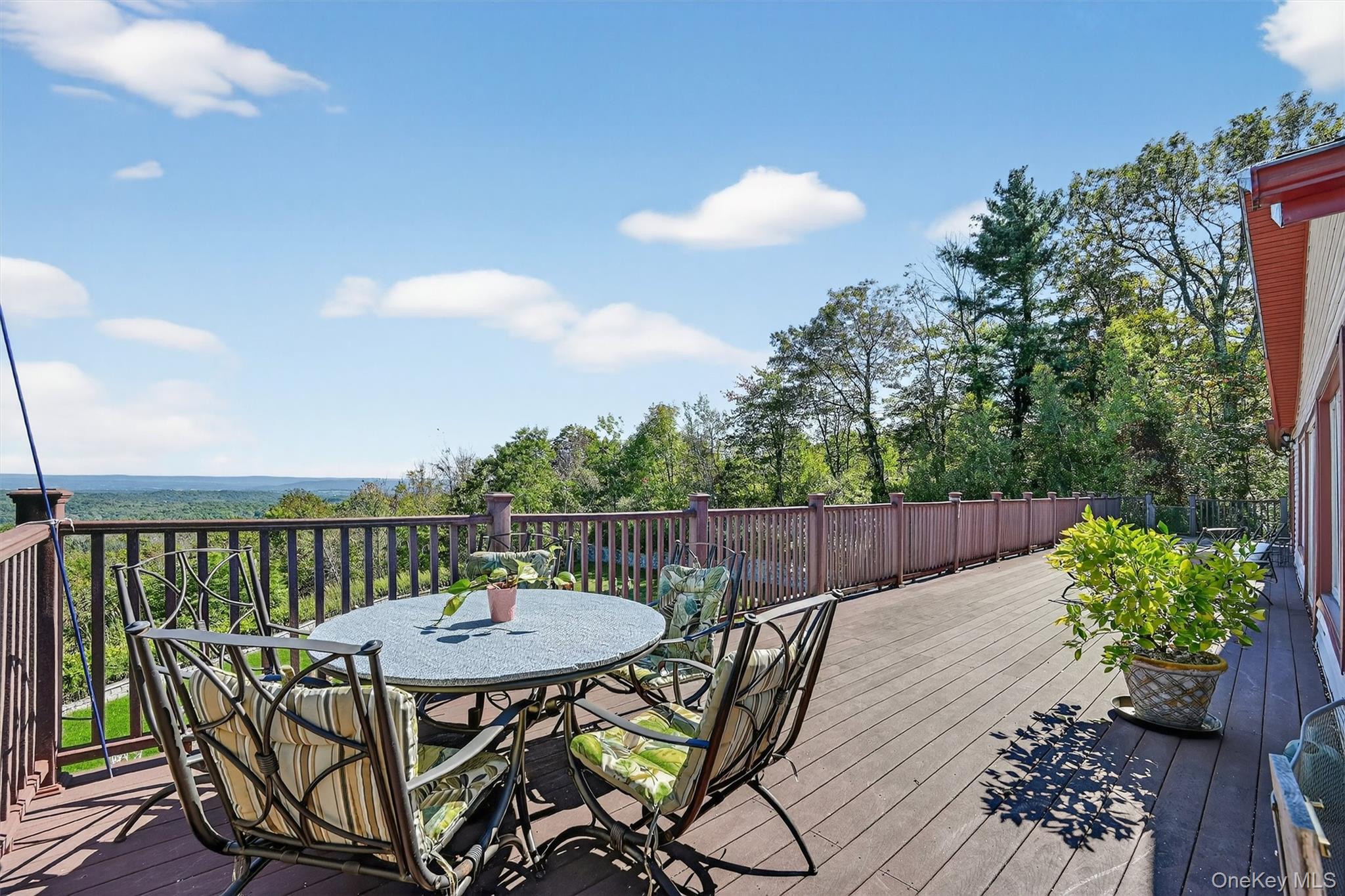 15 Curran Drive – For Sale photo 44