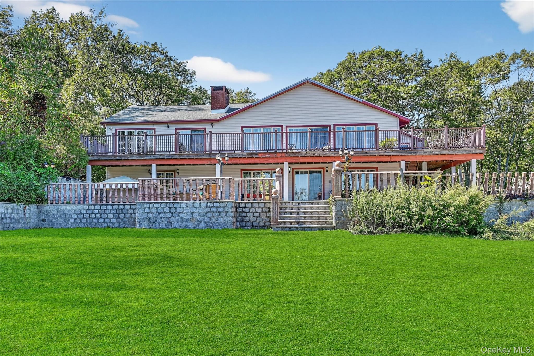 15 Curran Drive – For Sale photo 2