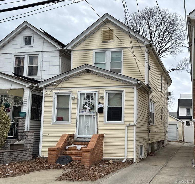 173-61 105th Avenue – For Sale