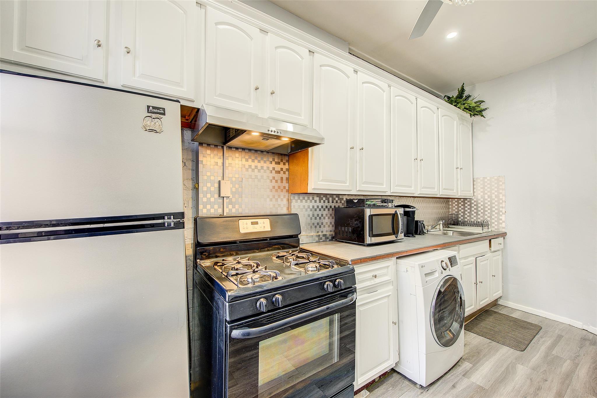 283 Montauk Avenue – For Sale photo 8