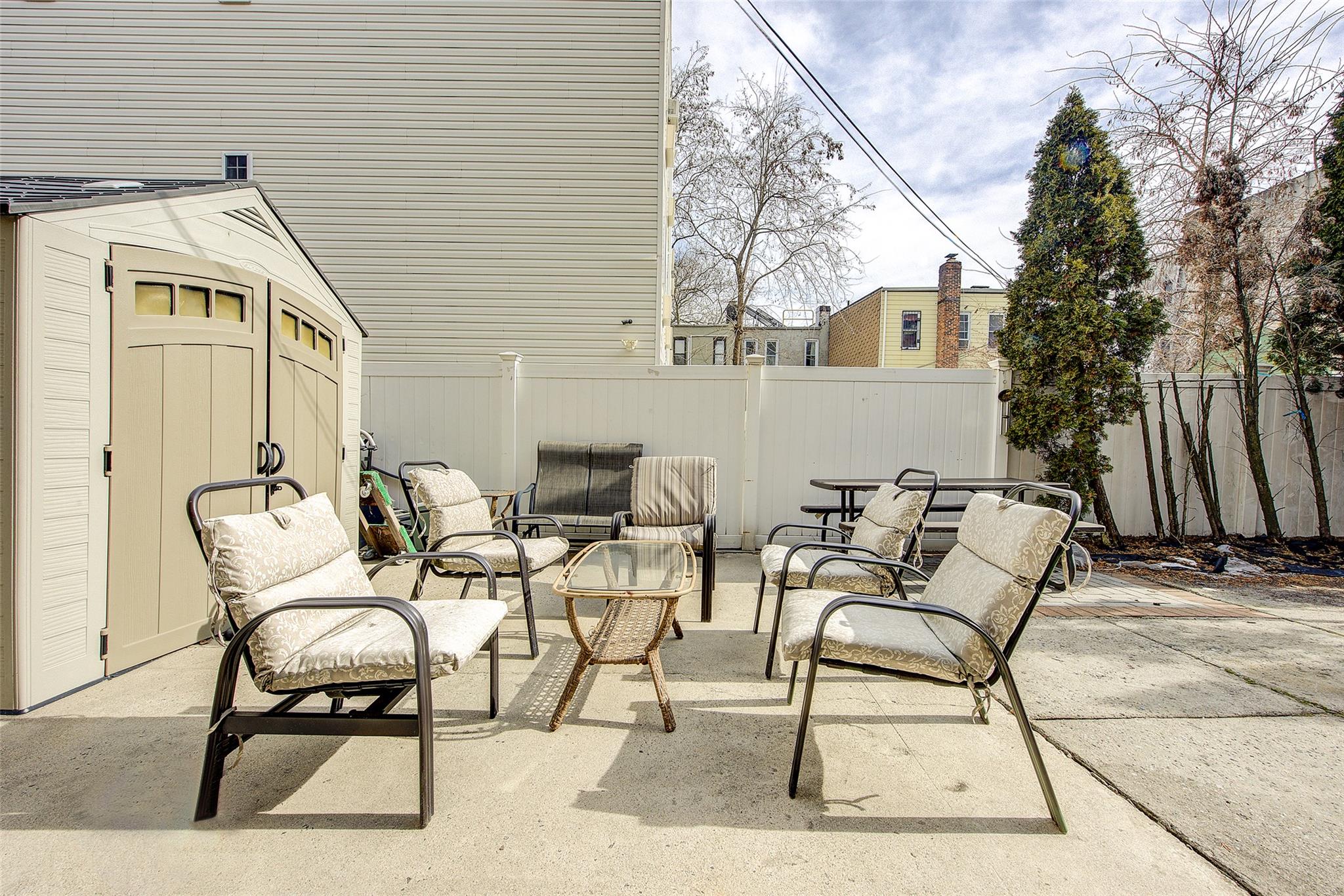 283 Montauk Avenue – For Sale photo 23