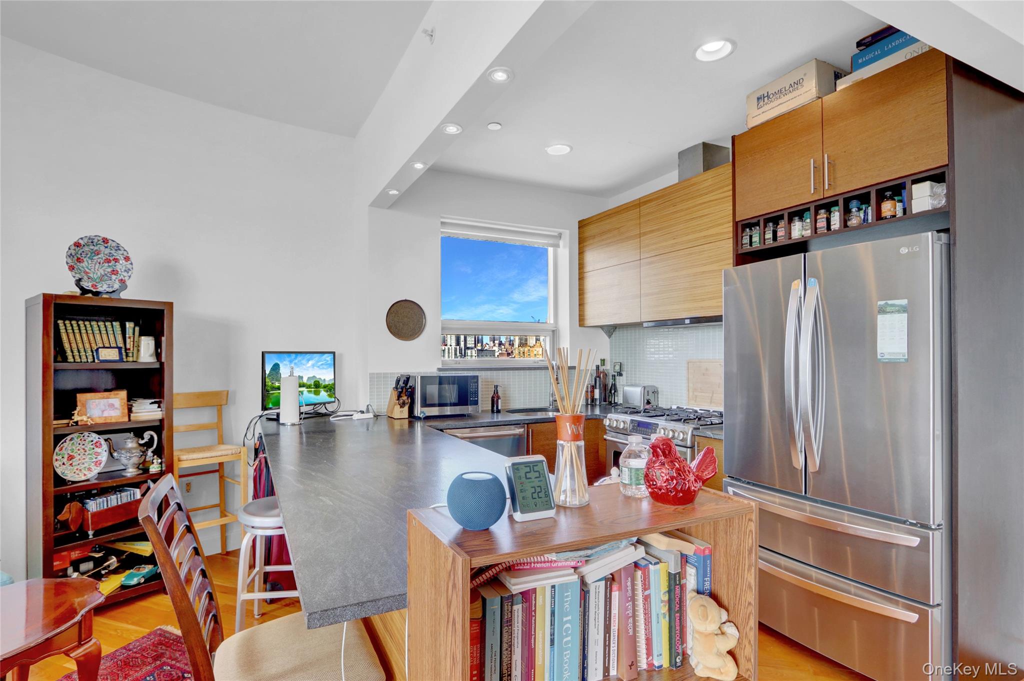 11-24 31st Avenue, Unit 10E photo 11