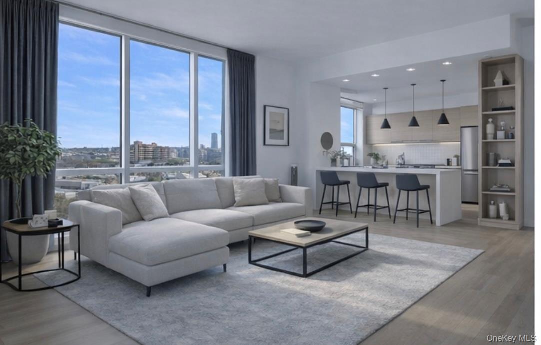11-24 31st Avenue, Unit 10E