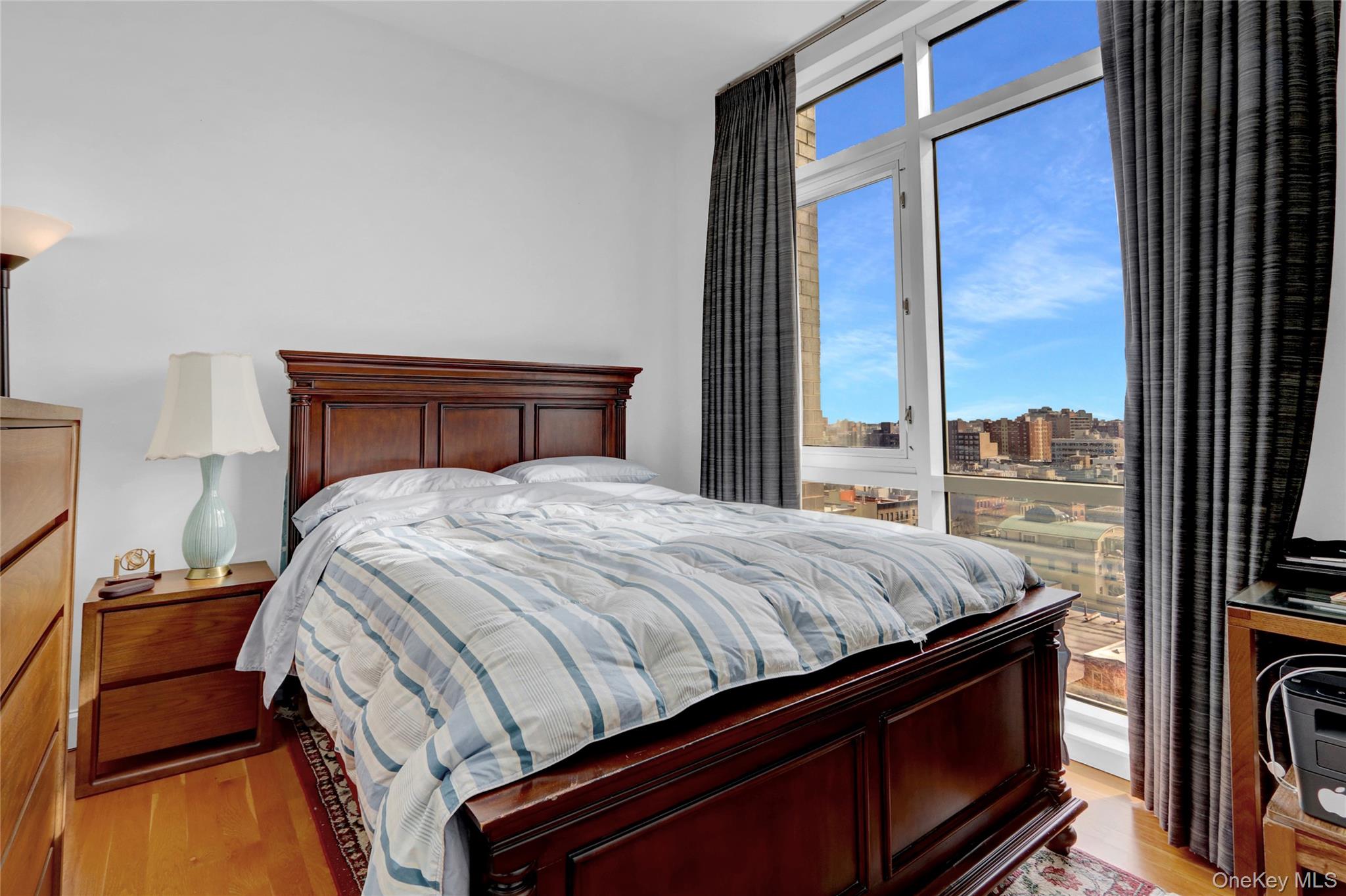 11-24 31st Avenue, Unit 10E photo 21