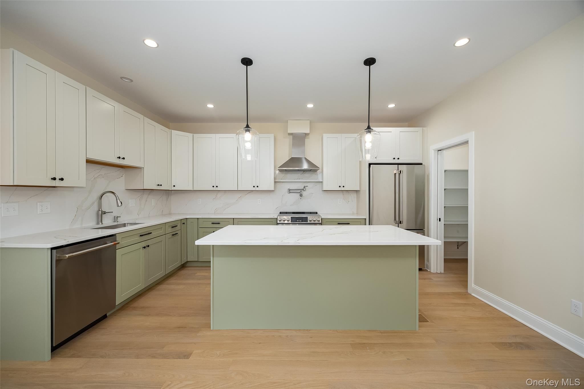 0 Henry Street, Unit 3 photo 7