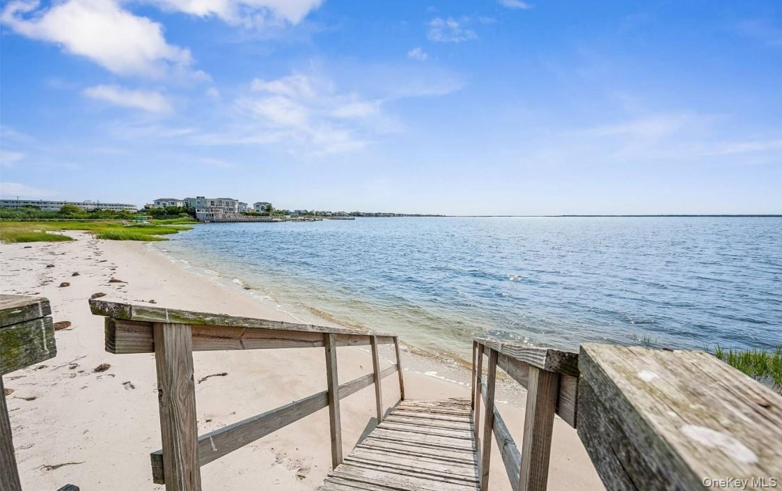 552 Dune Road – For Rent photo 7