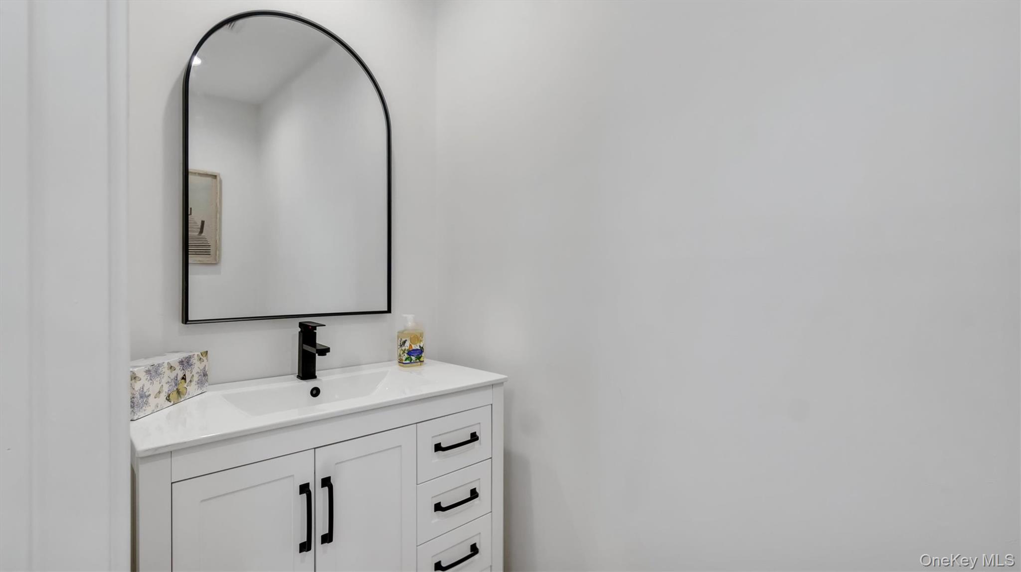 552 Dune Road – For Rent photo 21