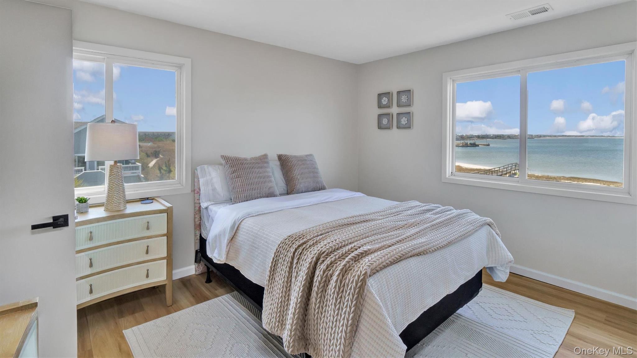552 Dune Road – For Rent photo 31