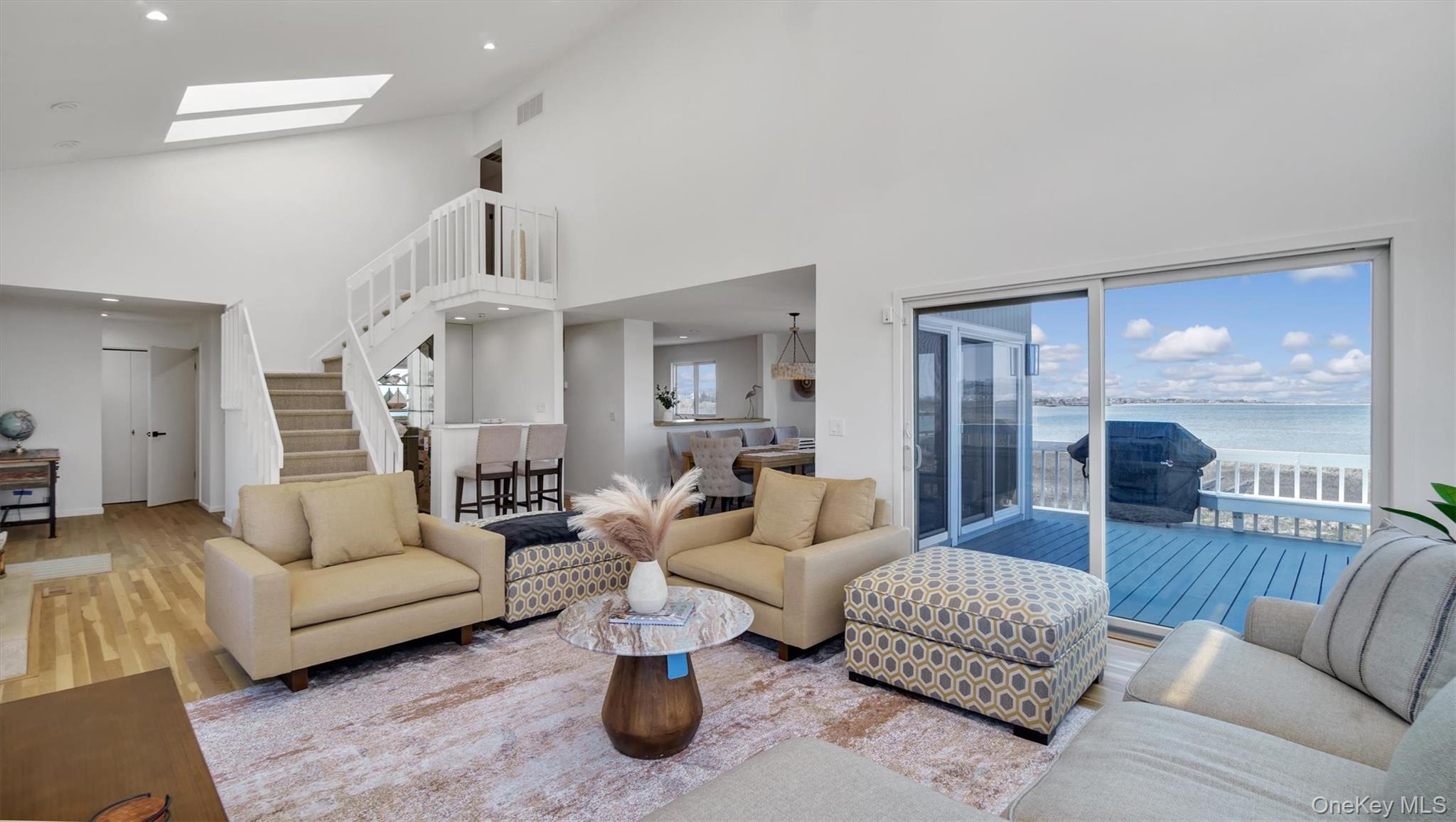 552 Dune Road – For Rent photo 11