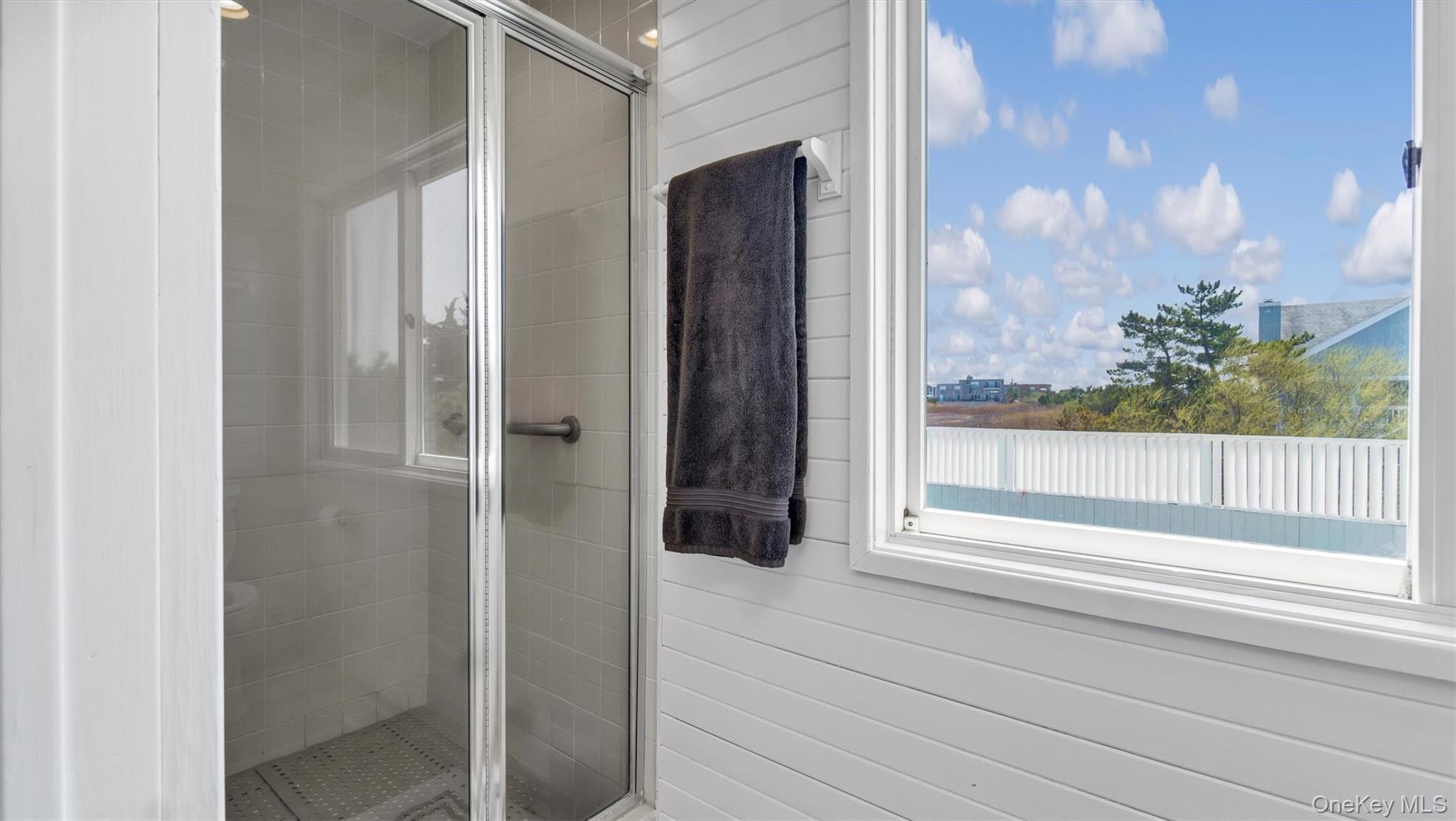 552 Dune Road – For Rent photo 20