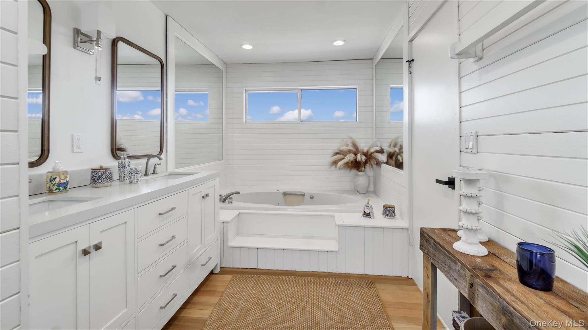 552 Dune Road – For Rent photo 19