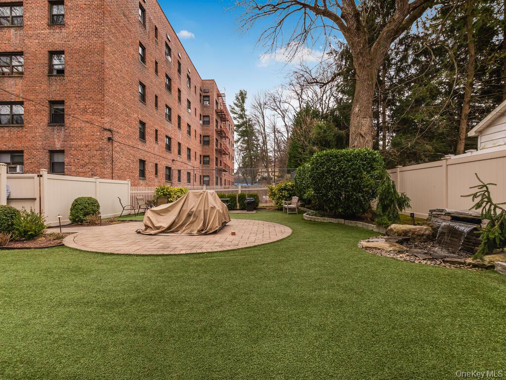 60 White Oak Street, Unit 2-H photo 15
