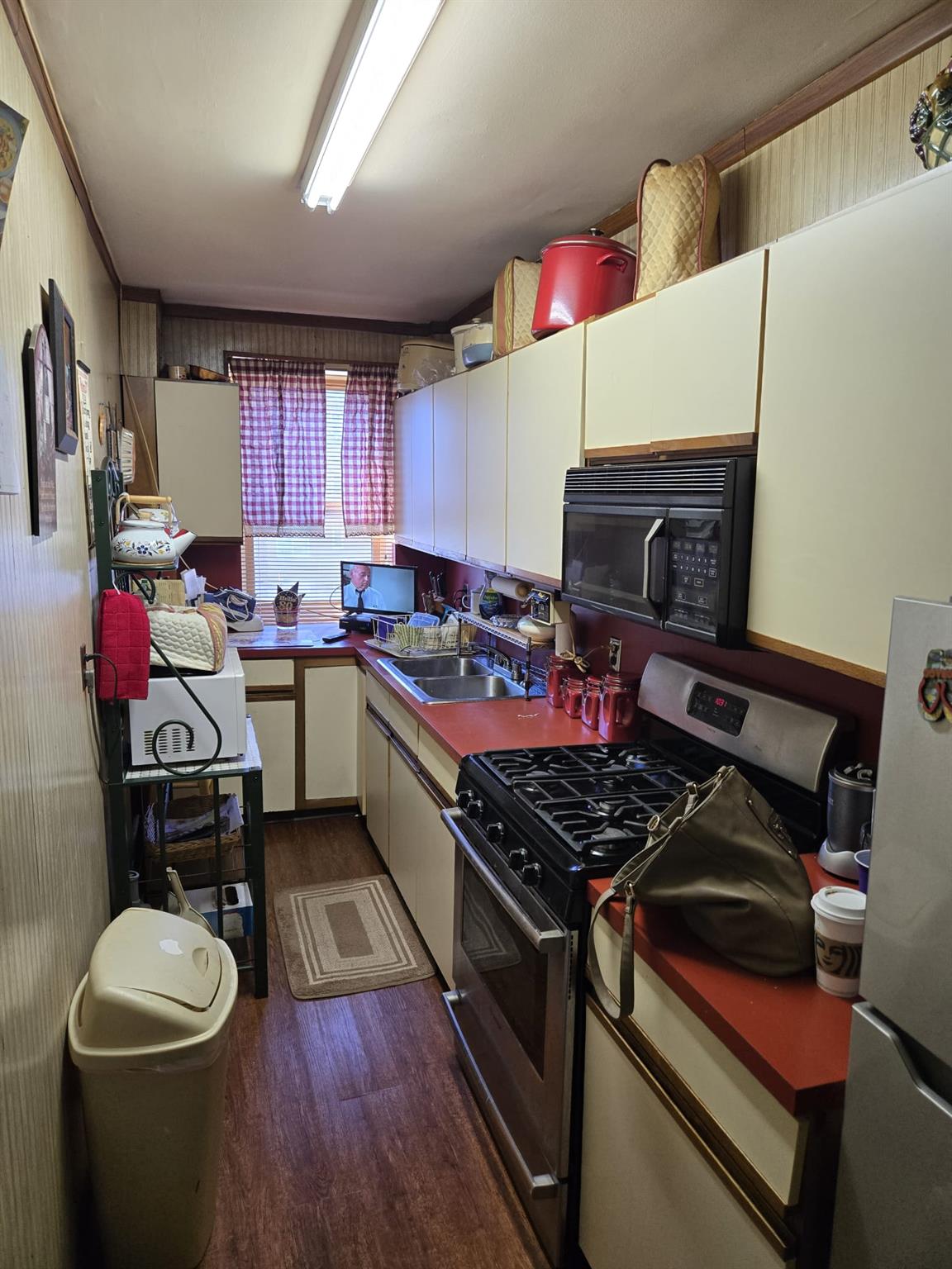 801 Bronx River Road, Unit 2G photo 24