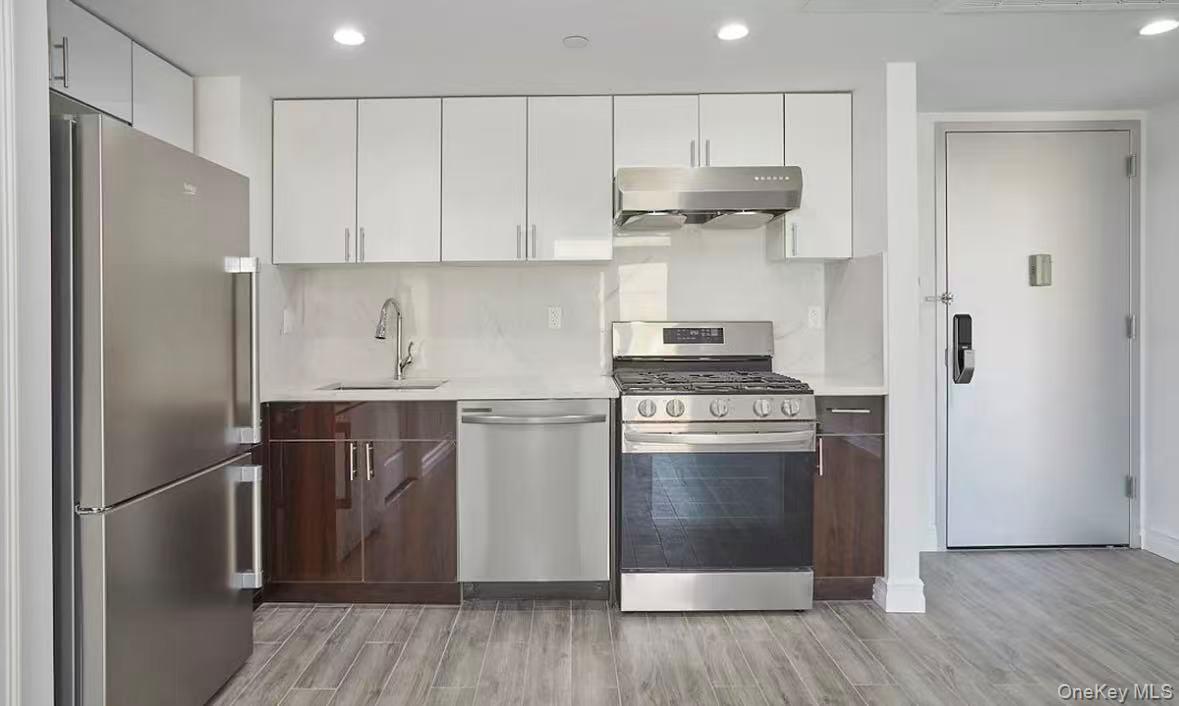 65-18 Austin Street, Unit 7B photo 5