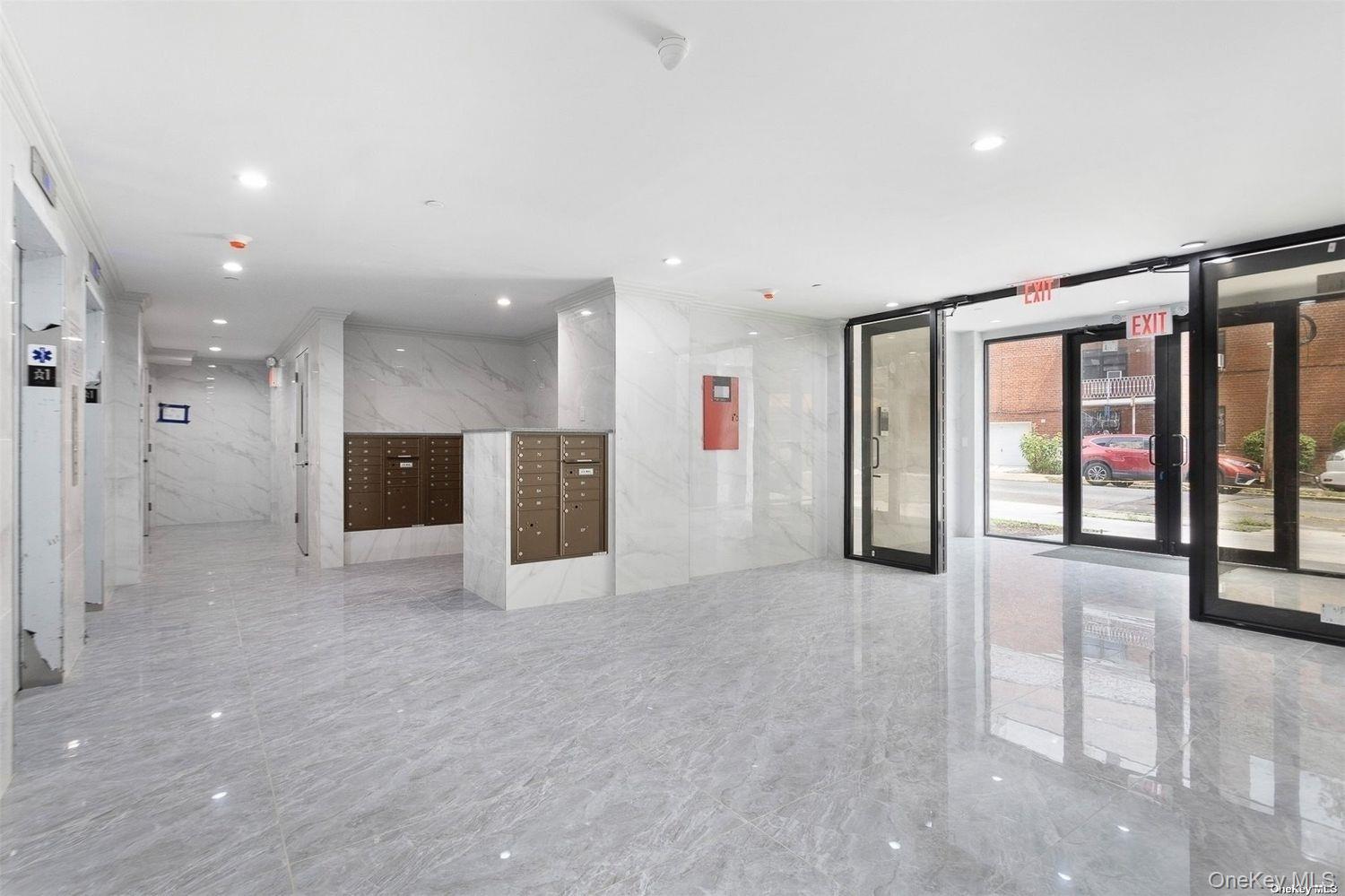65-18 Austin Street, Unit 7B photo 7