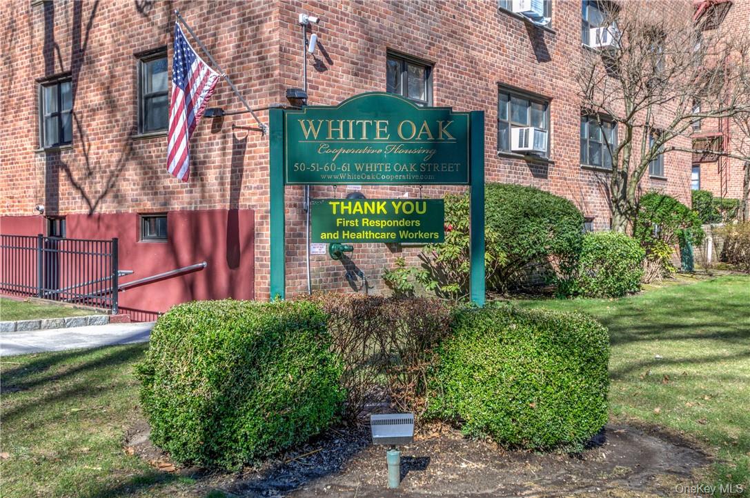50 White Oak Street, Unit 3G
