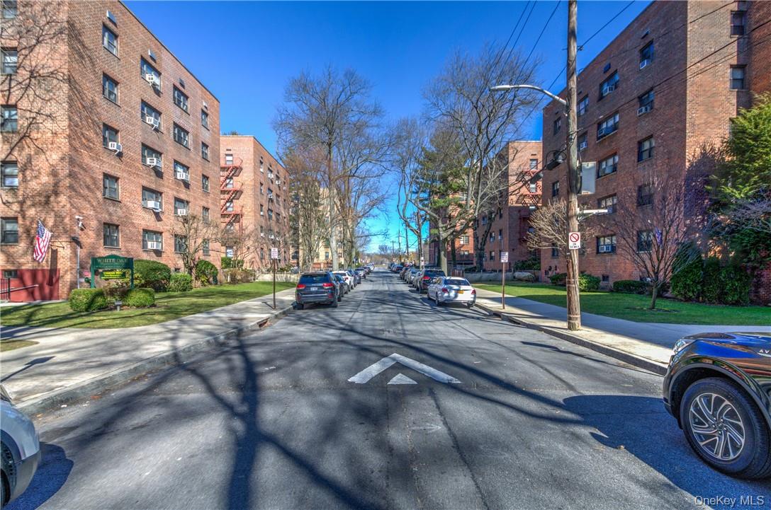 50 White Oak Street, Unit 3G photo 16
