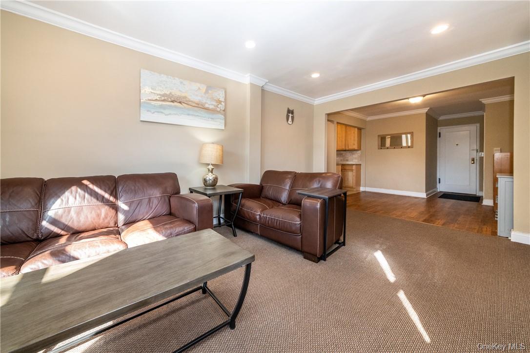 50 White Oak Street, Unit 3G photo 5