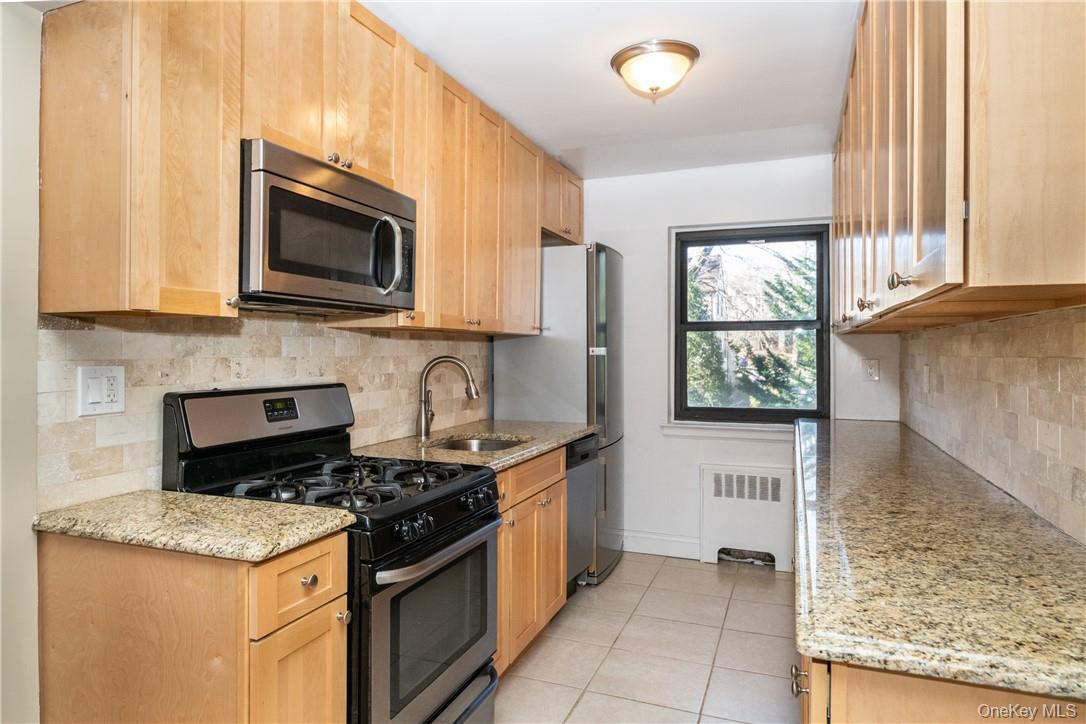 50 White Oak Street, Unit 3G photo 9